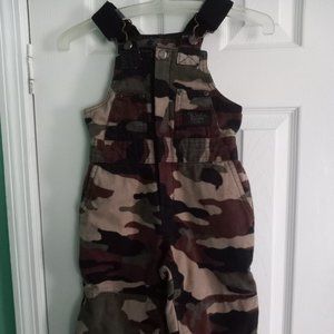 walls blizzard puf camo overalls size 4-5
